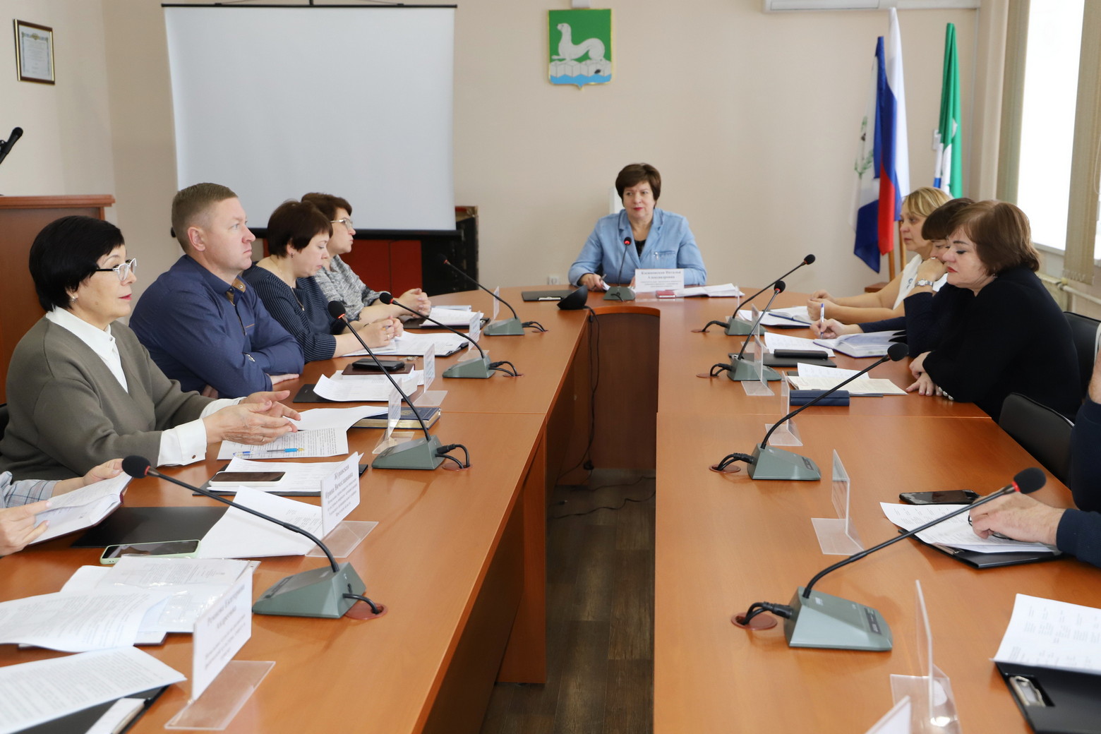 Развитие_спорта_и_летнюю_оздоровительную_кампанию_обсудили_представители_работодателей_и_профсоюзов_района.JPG
